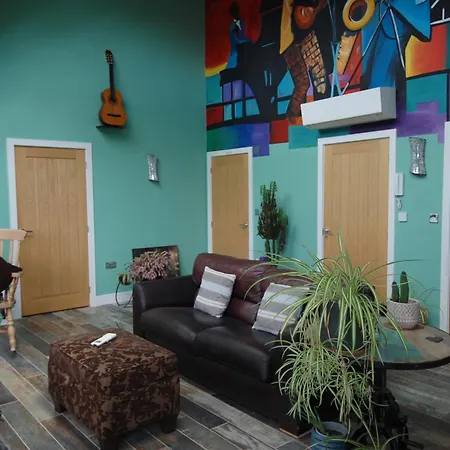 Bright Modern *