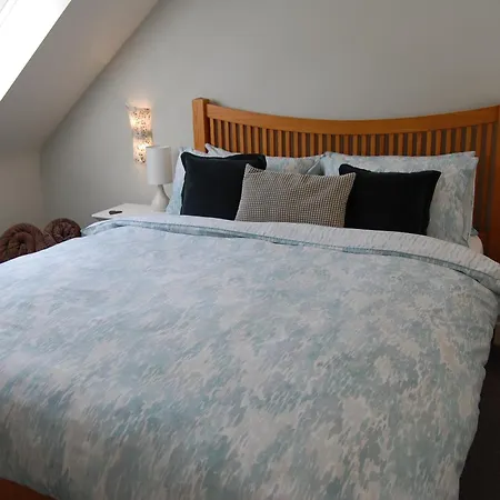 Maple Gardens Church Fenton