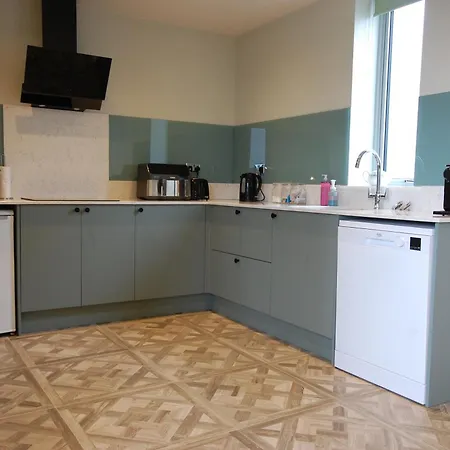 Maple Gardens Church Fenton