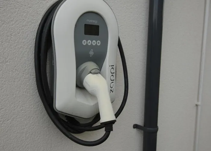 Maple Gardens * Church Fenton